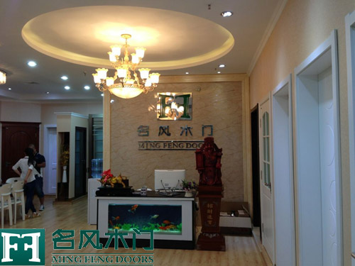  湖南怀化赵老师想了解重庆名风木门2014-12-31 14:27:22