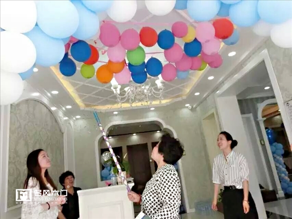重庆名风木门淮北专卖店开业07