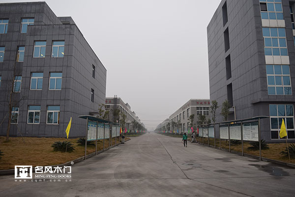 重庆名风木门山东梁山房建工程助力品牌提档升级  2015-03-31 16:21:10