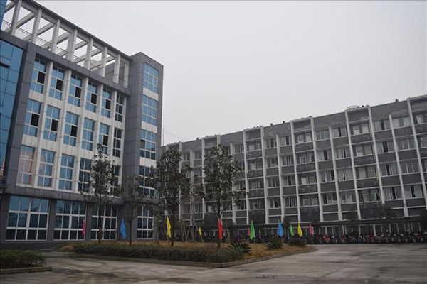 重庆名风木门生产基地