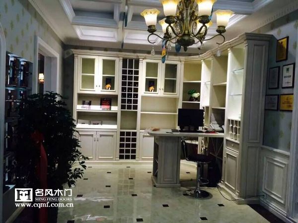 重庆名风木门专卖店内部展示2