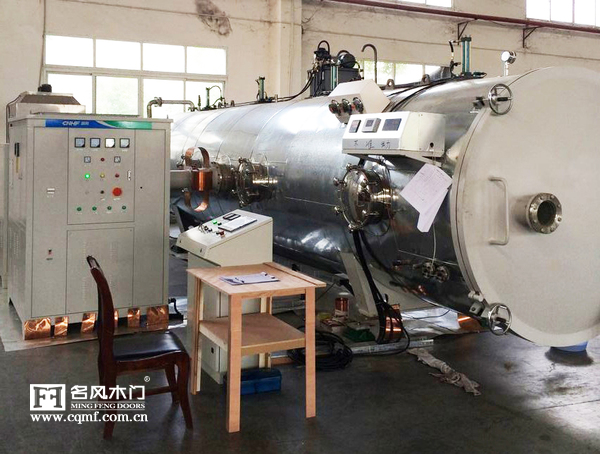 重庆名风木门配置大量精良设备　图03