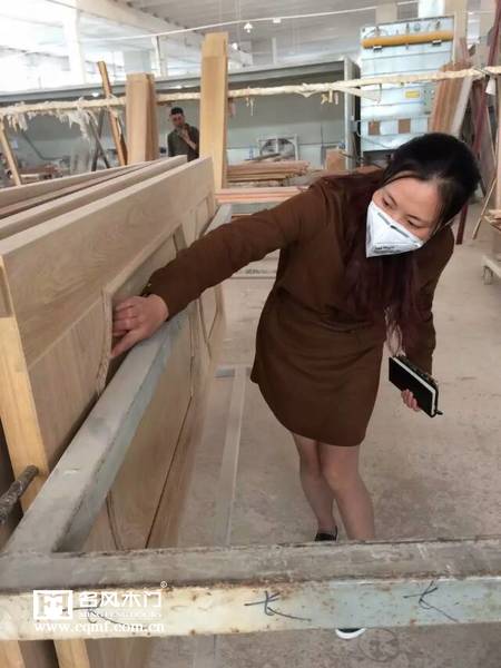 名风木门迎来老朋友湖南张总3